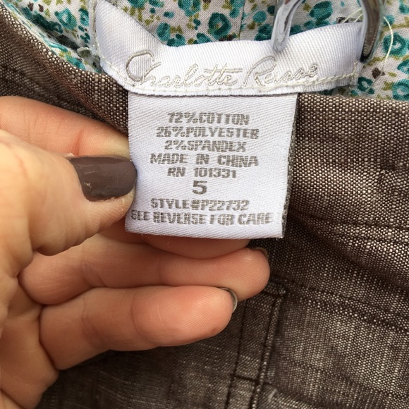 Charlotte Russe chino shorts - Picture 2 of 5